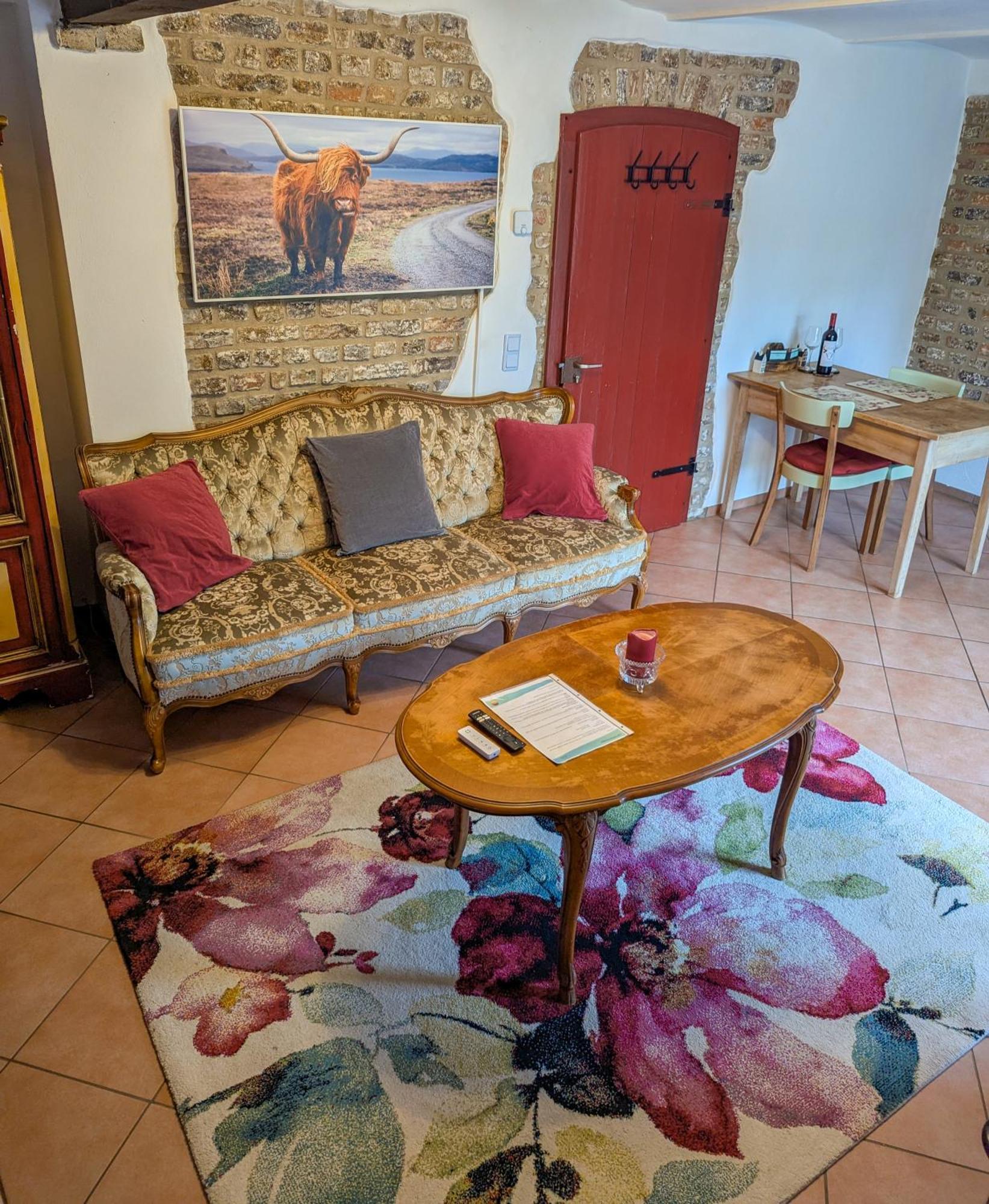 Kuhstall Sinzenich Apartment